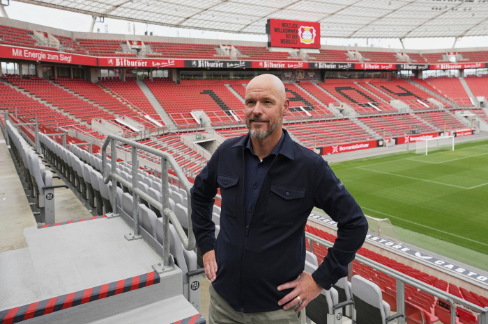Should I erase the dark history of Manchester United? Tenhach Takes Chief of Leverkusen