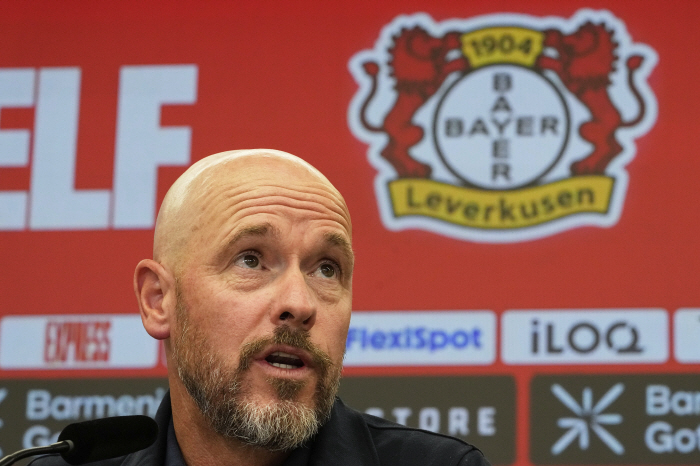 Should I erase the dark history of Manchester United? Tenhach Takes Chief of Leverkusen