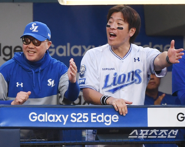 49-year-old pitcher Park Jin-man's 200-pitch fighting spirit, thrown only for two people
