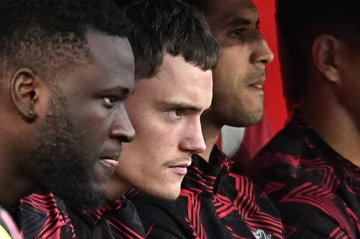 Birtz is coming, so throw out the dias! Liverpool makes a big decision...A sobering choice for the next season's leap forward → Start to reinforce ST