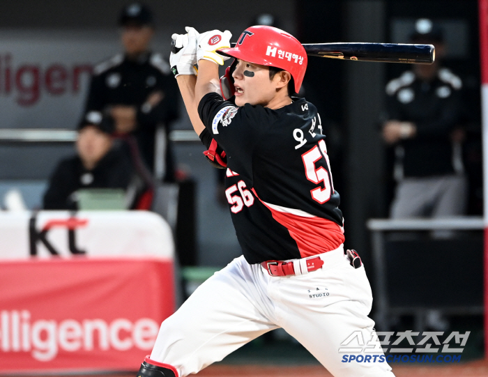 He has a face and voice like a movie star, and he's good at baseball. Who is the hero of KIA's difficult time?