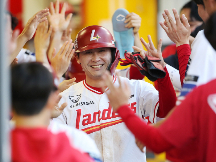 How long has it been since a home run factory was operated? SSG exploded with four cannons and 135 wins against NC 