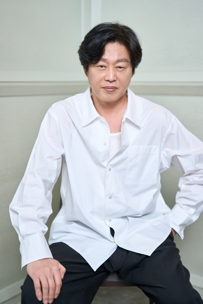  Kim Heewon, high five? Moving and other charms. You need to have more works like this