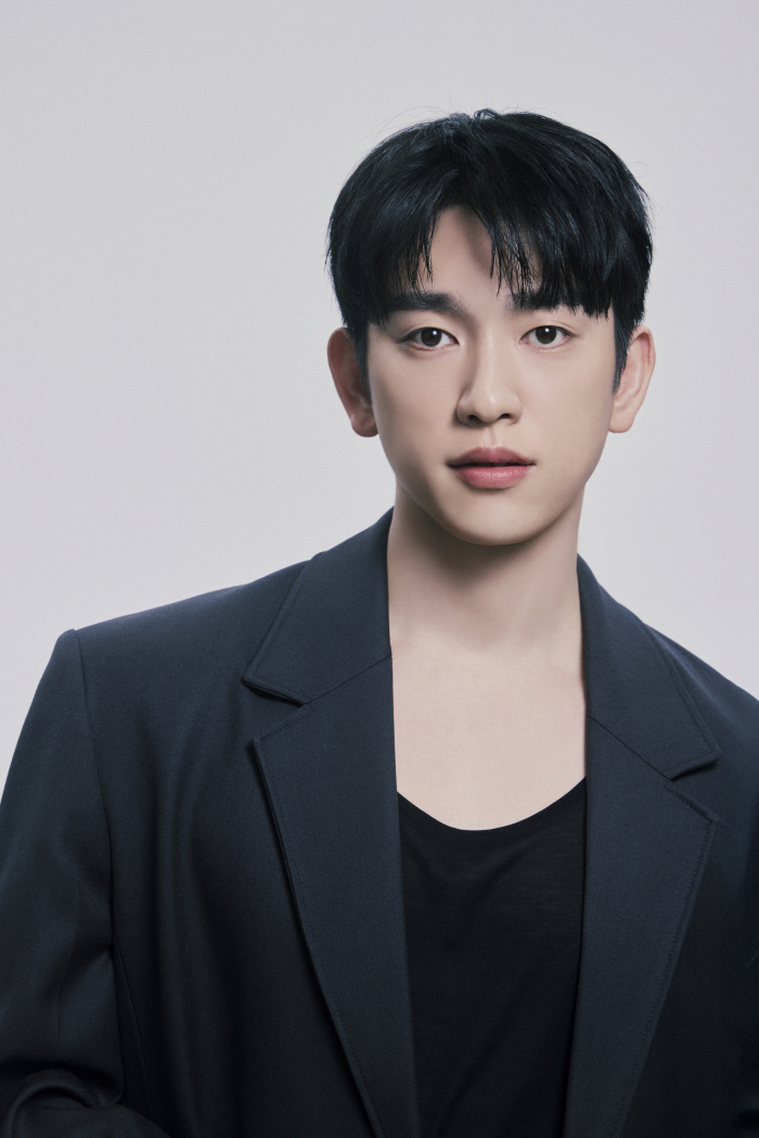 Park Jin-young Reveals Intense Diet for ‘Hi-Five’