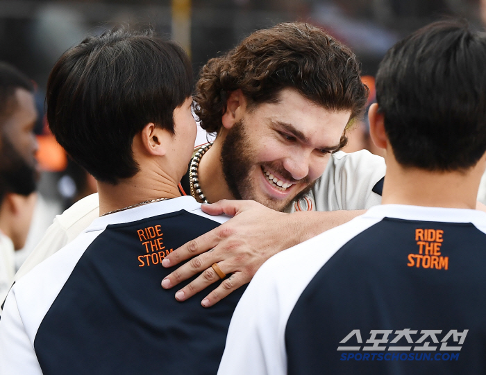 Is it because of 7.8 billion won? You don't even have to be an ace...What's the problem with the strongest Ponce-Ryu Hyunjin TWICE in the league