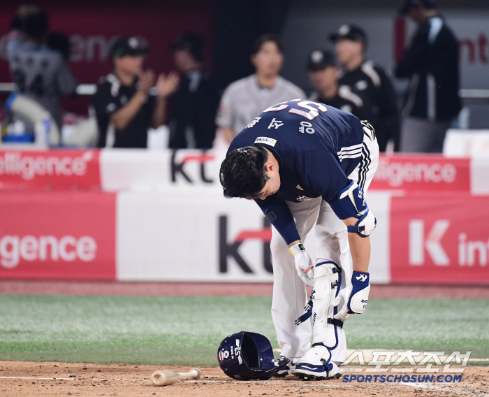 I've been waiting for a long time The national batter's patience is running out! Line-up Calvary → 7.8 billion FA ends up on the bench