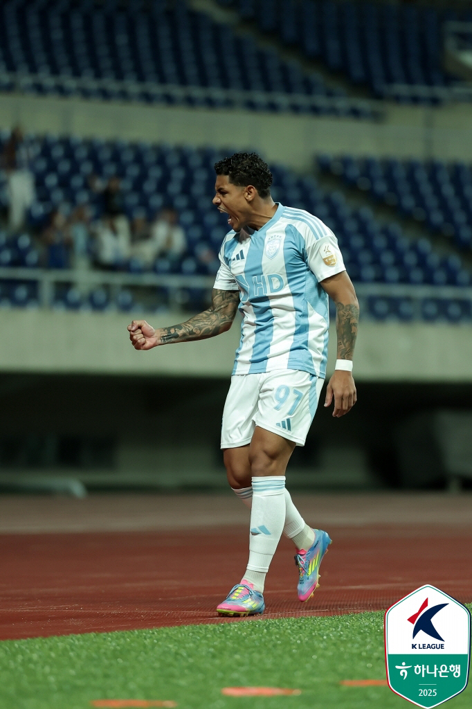 Eric's one-shot one-kill 8th goal saved Ulsan! 1 to 1 draw with Gwangju → 6 consecutive undefeated