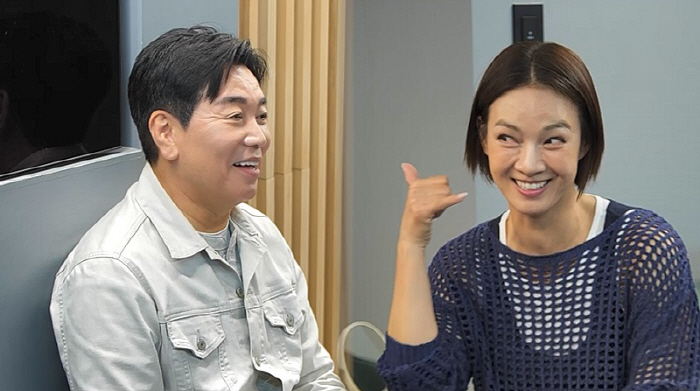 Kim Il-woo ♥ Park Sun-young, during a house date, let's hug sweet back all night long. (Brand class)
