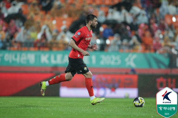 Matheus Multi-goal  Mota Wedge-goal Anyang, Gangwon 31 Overpowering Gangwon 31, 5 games winless escape  2 Robin's first win 