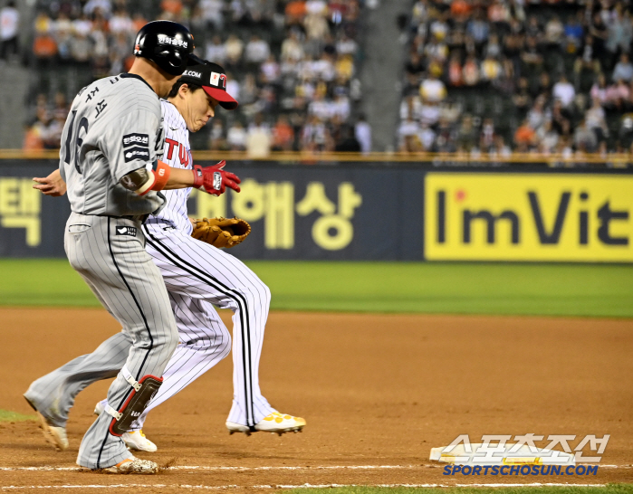 The mental resilience pitcher of a complete team, who has 11 hits and 5 runs in 4.2 innings → 1 run in 7 innings, is naturally given a score.