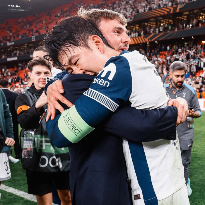 I hugged and cried like a child Son Heung-min and Madison's Hot Tears...What did the captain's team talk about on the day of the emotional victory