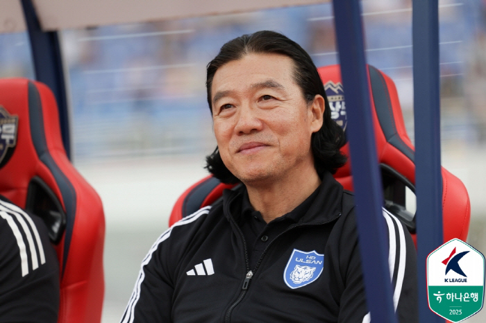  Heo Yul and Lee Hee-kyun from Gwangju are selected for the Gwangju expedition...Lee Jung-hyo countered with a foreign trio