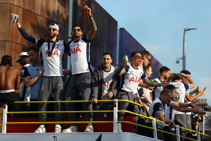 Son Heung-min's top contributor to Tottenham's escape plan, chairman Levi, who is also afraid of it