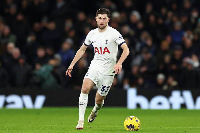 Son Heung-min's worst news. Best friend in life. Goodbye, Tottenham's eldest brother, as he is. The contract expires on June 30th