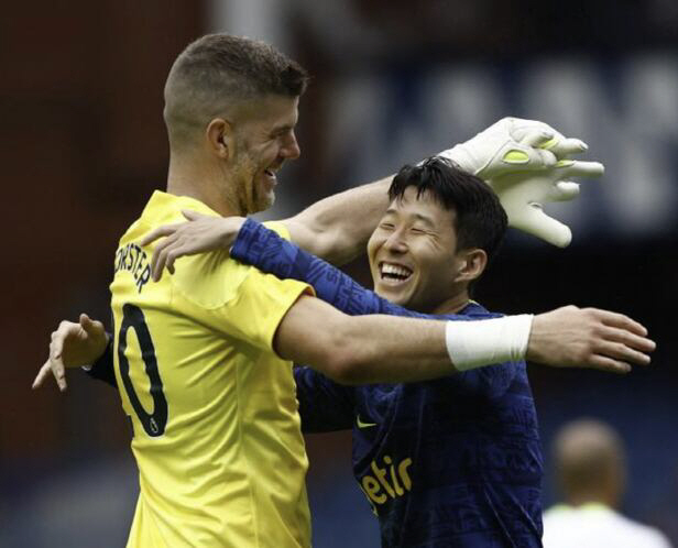 Son Heung-min's worst news. Best friend in life. Goodbye, Tottenham's eldest brother, as he is. The contract expires on June 30th