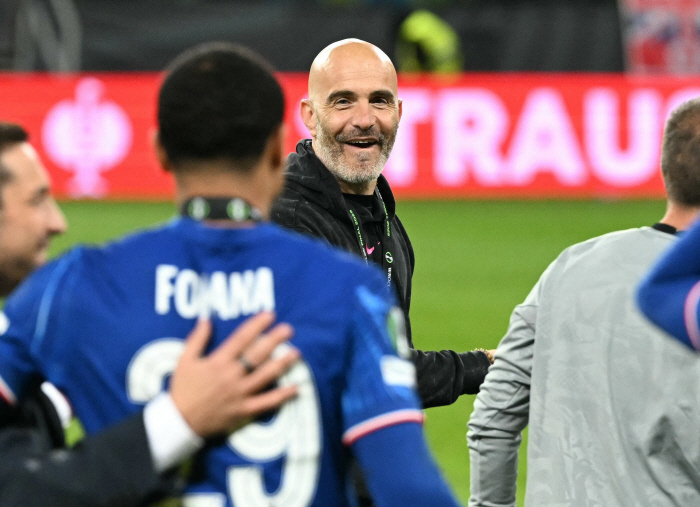 Another touching tearful Antony consoling wedge Sancho, the mixed fate of Manchester United's loanees...Chelsea to win UECL, achieve first-ever European Grand Slam