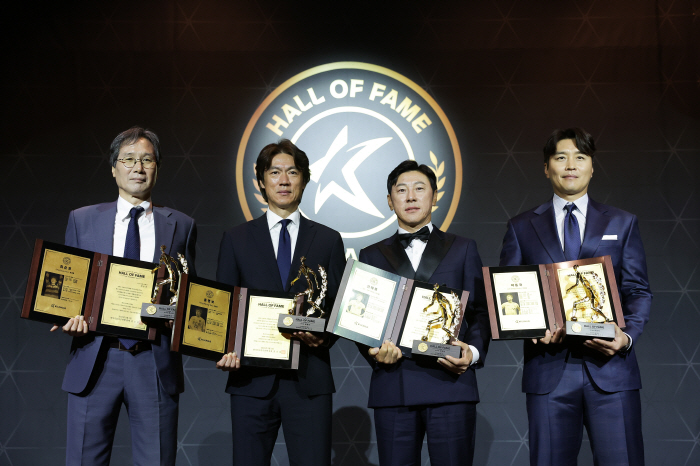 Choi Soon-ho → Hong Myung-bo → Shin Tae-yong → Lee Dong-guk, what's the next honor? Selection of the 2nd inductee of the K League Hall of Fame