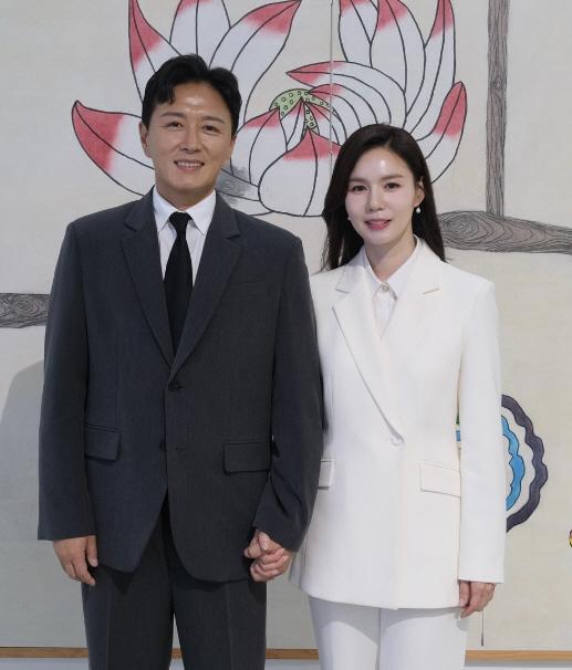 Jin Tae-hyun left before cancer surgery and there are two more mothers who confess their family history. 