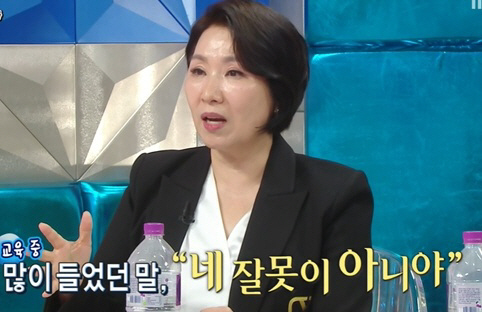 Lee Sun-ho blamed himself for the death of his counselor...Hang in there with psychiatric medication (Ras) 