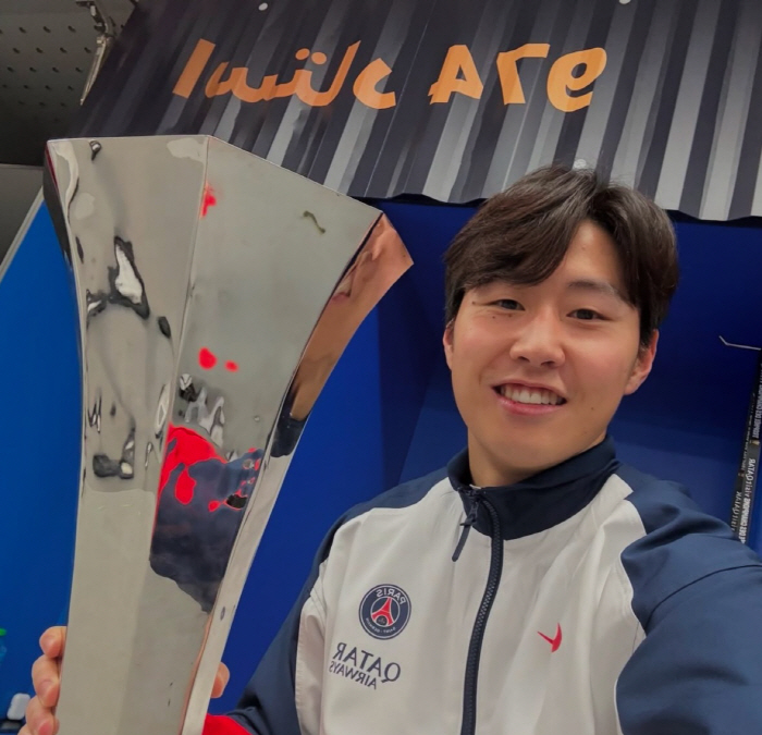  PSG Lee Kang-in ahead of the final → Something is different this time...Was he conscious of the rumor that he would transfer to EPL to renew his contract