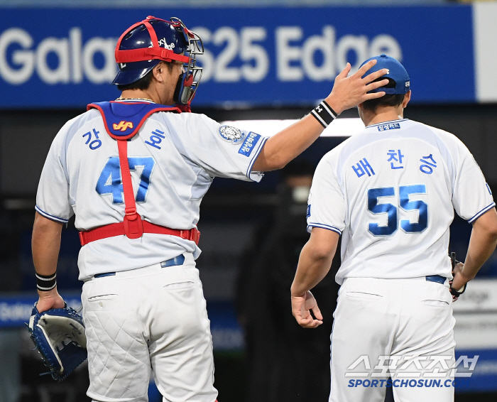Park Jin-man's special hit effect Kang Min-ho's final hit, Koo Ja-wook multi-hit, and Choi Won-tae and Jeon Jun-woo won the Lotte match in four years..Four consecutive wins against Samsung Lotte and three consecutive losses against Lotte