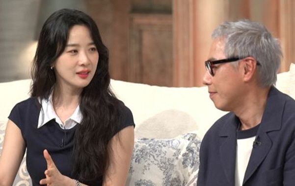 You're going to make Lee Chung-ah a home-cooked meal? It means to draw the future with that person (heart pairing)