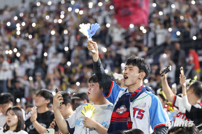 43 → 45 → 65 Lotte escaped three consecutive losses! Sajik's strong fight → The winning formula that has been reproduced again...Yoon Dong-hee's final hit  Kim Won-joong's 14sv SSG and ranked third place, Suseong 