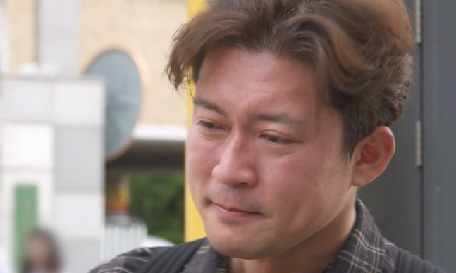 'I couldn't stand it'...Kim Dae-ho, sobbing in front of childhood relationship (I live alone)