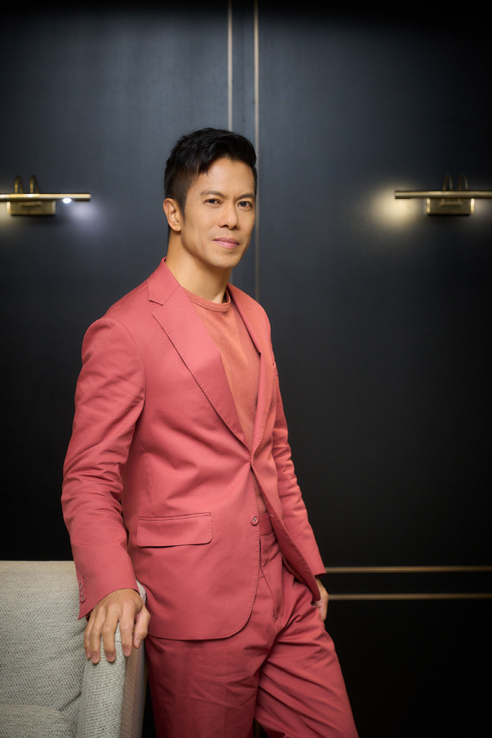  Byron Mann Bong Joon-ho directed Parasite, the best movie in the movie