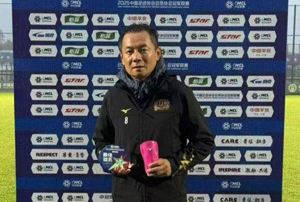 It's a true story 58-Year-Old Owner And Player Breaks China's Oldest Scoring Record...This is the true loyalty football