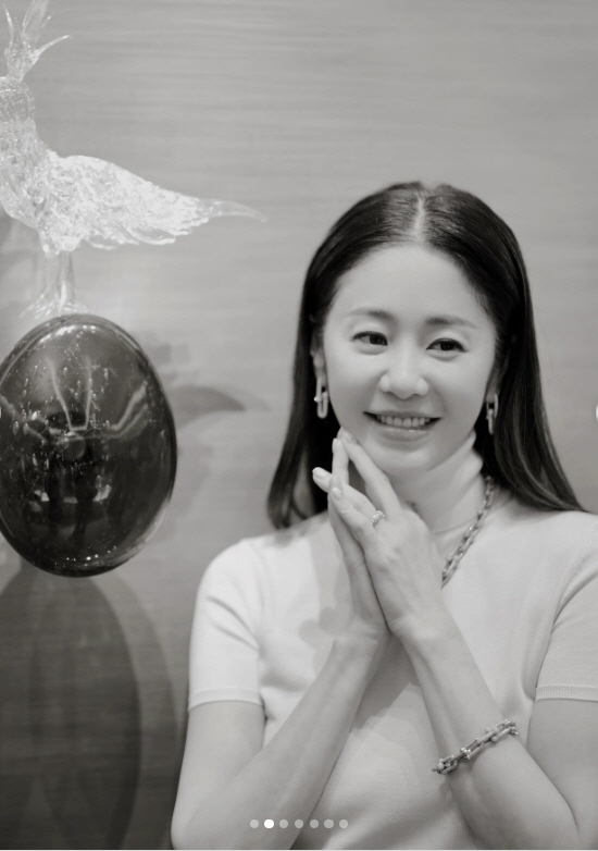 Ko Hyun-jung's Humanization of Elegance...How I've overcome my health problems