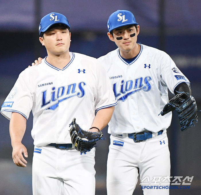 The quality of the two veterans who blocked the collision with their whole bodies, and the pitcher who defended the actual pitching, eventually bowed his head