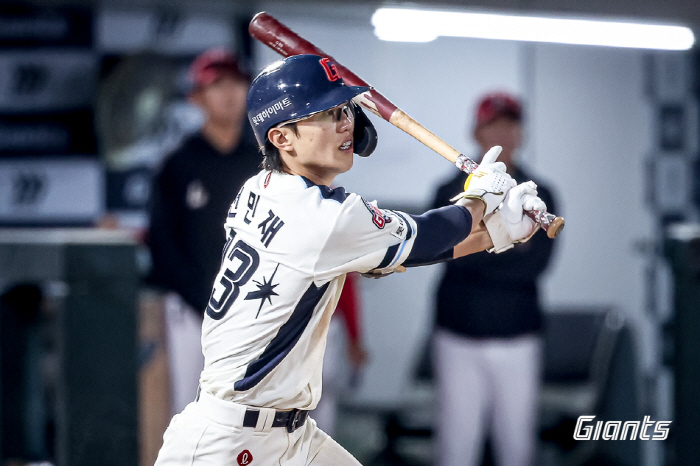 With Hun, Benkle is also invincible with 3 hits  3 points → In name and reality, second baseman Ko Seung-min's inner thoughts 