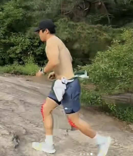 40th Century Gian84 Reveals Sangtal  Six Pack in the Mountain...a running weekend