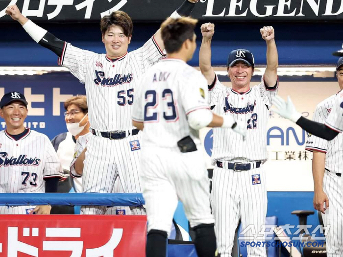 Endless falls, where is the bottom, Yakult, who scored 15 points in 10 games, and when will the monster hitter return 