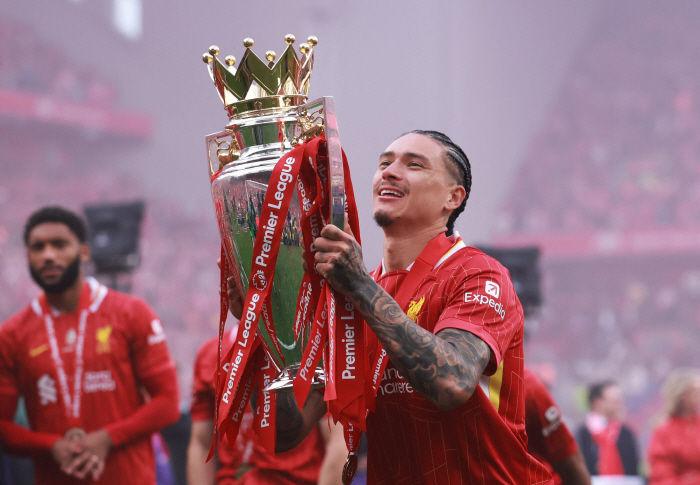 I'm Ronaldo's successor! Liverpool duo likely to move to Saudi ↑…Liverpool is excited to secure huge transfer funds