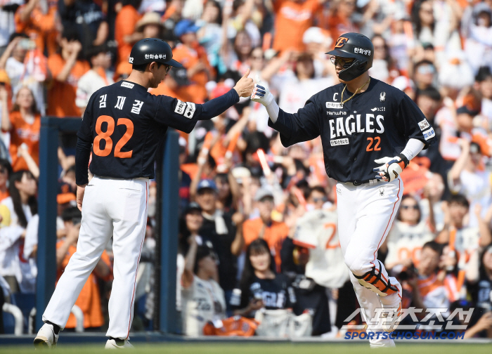 Kim Seo-hyun's first blon → 6 runs in the 9th inning gave him a big inning victory! Chae Eun-sung 2G consecutive cannons...Hanwha catches NC and secures 2 consecutive wins & Winning Series
