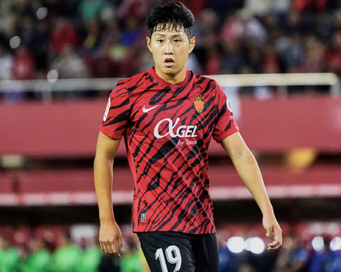 Shocking revelation! Did he promise he couldn't even keep his PSG? Lee Kang-in's home team is on alert! The terms included in the contract are not fulfilled → We don't know when it will proceed