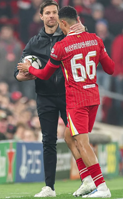 Thank You Real, Liverpool Unexpected Windfall Transfer Fee 0 Alexander Arnold Pays 15.7 Billion for a month's early recruitment...Buyout 1.57 trillion → Frimpong Recruitment Revealed