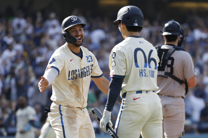  Director Roberts, are you watching? LAD Kim Hye-sung Explodes Two-Run Shot Against Left Pitcher