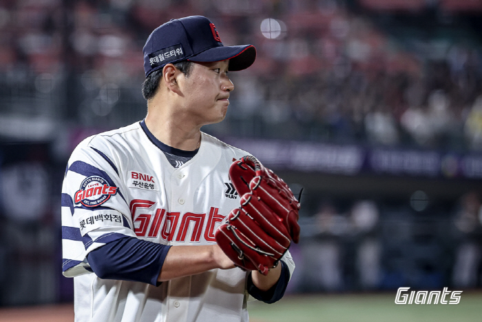 Curve  Slider Missing → 3G consecutive ball control difficulties...The head coach warned Na Kyun-an 