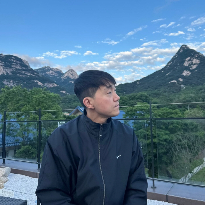 Hyeri's younger brother, Choi Sung-won, 2 years after recovering from leukemia...Breaking the silence and returning to SNS