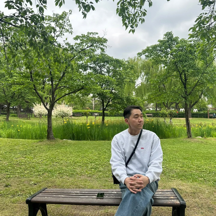 Hyeri's younger brother, Choi Sung-won, 2 years after recovering from leukemia...Breaking the silence and returning to SNS