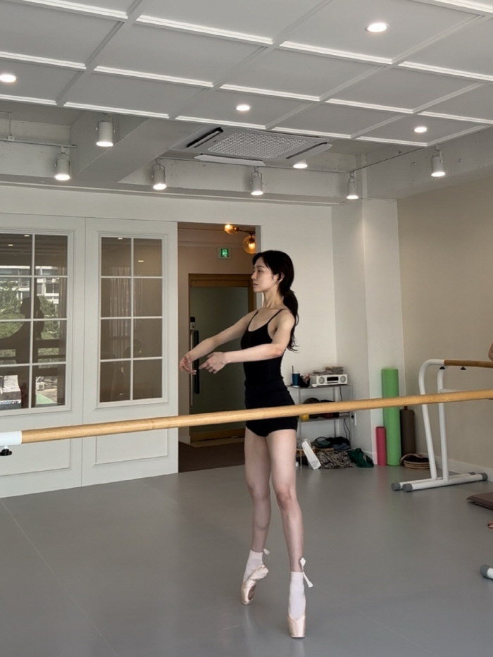 Park Kyu-young stood upright...Bikini and ballet, eye catching ahead of Ogem 