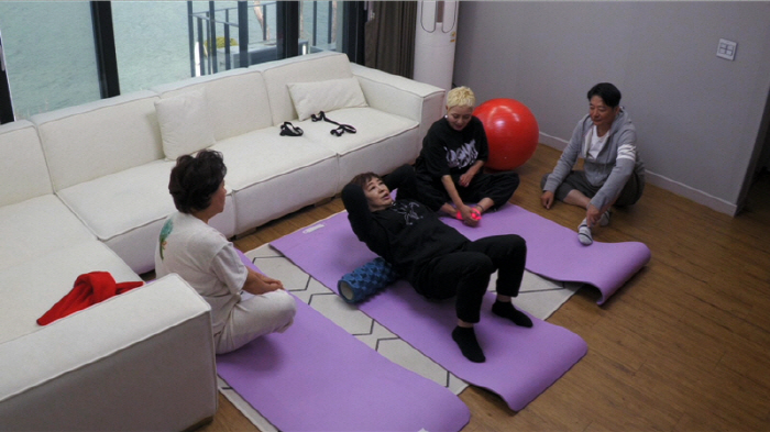 70-year-old Hye-eun lost 8kg in 2 months and changed her weight front seat (Let's live together)