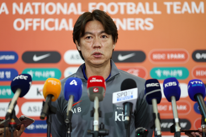 Coach Hong Myung-bo leaving Iraq, will not use Son Heung-min too much to protect players