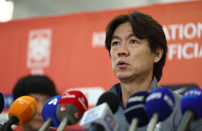 Coach Hong Myung-bo leaving Iraq, will not use Son Heung-min too much to protect players