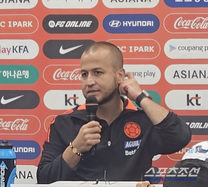 Colombia's women's livestock coach praised the hotel for two consecutive games against South Korea X the game X the people, everything is the best 