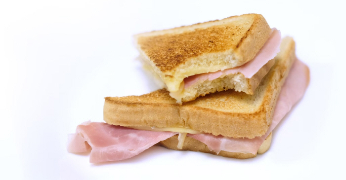 Frequent consumption of white bread and processed meat increases the risk of colon cancer death by up to 36%...Pizza is an exception?