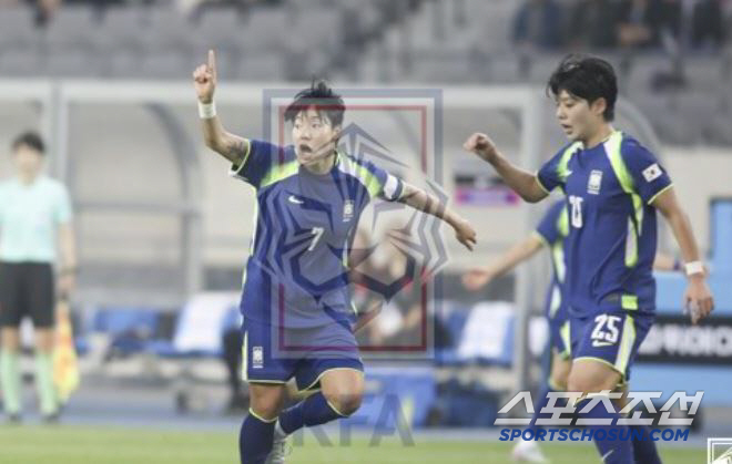 'I saw a one-on-one draw with Shin Sang-woo and Colombia, who made their debut in Minyoung Jung in 2000.' 